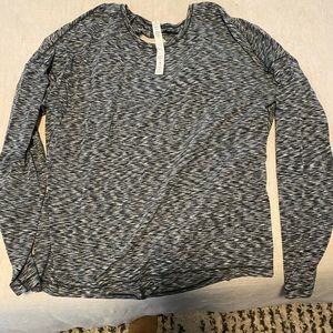 Lululemon top